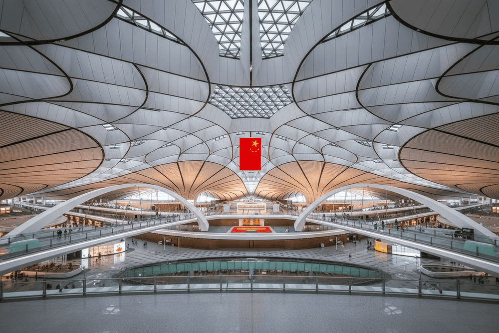 Sân bay Bắc Kinh còn đang có kế hoạch mở rộng và nâng cấp các cơ sở hạ tầng để đáp ứng nhu cầu đi lại ngày càng tăng của hành khách